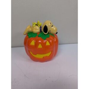 Vintage Snoopy & Woodstock Whitman's Candies Halloween Plastic Pumpkin Coin Bank